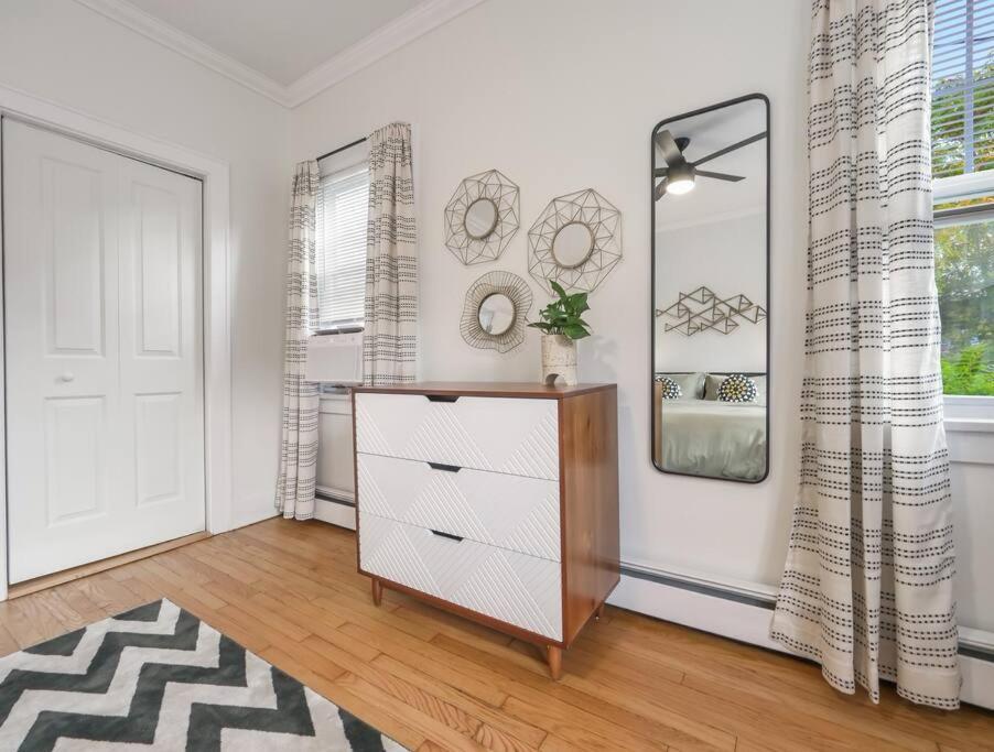 Midcentury Mod Suite, Hudson River/Mt Beacon Views Newburgh Dış mekan fotoğraf